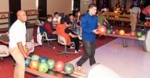 Stire din Sport : Spor la dărâmat popice! Începe sezonul de bowling