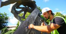 Stire din Social : Statuile și monumentele din Constanța, recondiționate de artiști plastici