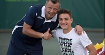 Stire din Sport : Ștefan Paloși  s-a calificat  în semifinalele  Orange Bowl