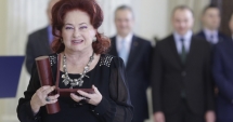 Stire din Social : Un ultim OMAGIU pentru Stela Popescu! Flori, lumânări și aplauze pentru Marea Doamnă a Teatrului