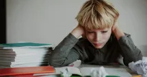 Stire din Sănătate : Stresul în copilărie. Semnale timpurii și moduri de a interveni