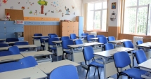 Stire din Cultură-Educație : Structura viitorului an școlar Se micșorează vacanța mare și se extinde "Școala Altfel"