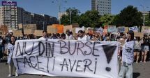 Stire din Cultură-Educație : Studenții încep anul universitar cu proteste. Sunt nemulțumiți de sistemul de guvernare bazat pe ignoranță