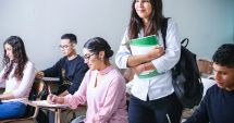 Stire din Cultură-Educație : Studenții de la Ştiinţe Politice Constanţa, pricepuţi la discursuri publice