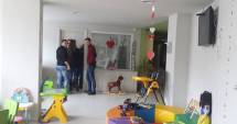Stire din Cultură-Educație : Studenții de la Jurnalism au împărțit bucurie copiilor suferinzi