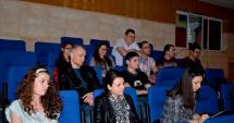 Stire din Cultură-Educație : Studenți și elevi de vorbă  despre criminalitatea feminină