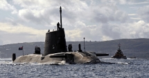 Stire din Economie : Submarinul nuclear britanic "HMS Ambush" a lovit o navă de bunkeraj