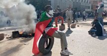 Stire din Actualitate : Protestul a sute de mii de oameni din Sudan a degenerat în confruntări cu forțele de ordine