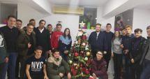 Stire din Social : 20 de tineri din mediul rural, sprijiniţi de Arhiepiscopia Tomisului să meargă la şcoală