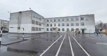Stire din Cultură-Educație : S-a dat alarma printre părinți! Elevi de la Școala nr. 37, împrăștiați la cinci unități de învățământ