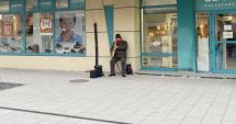 Stire din Social : Locurile publice ale Constanței, "scenă" doar pentru artiștii stradali autorizați!