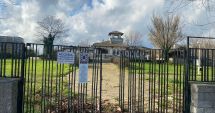 Stire din Social : Vila Regală, simbol al neglijenței, pornește pe drumul reabilitării! „Nu mai avem încredere”