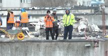 Stire din Eveniment : Renovare cu probleme la Școala 24! Locatarii se plâng de praful care le intră în case și acoperă mașinile
