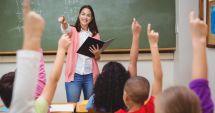Stire din Cultură-Educație : S-a făcut "dreptate" în 2023! De patru ori mai multe gradații de merit pentru inspectori și directori