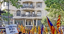 Stire din Actualitate : Sute de primari din Catalonia,  reuniți la Barcelona, în sprijinul referendumului de autodeterminare