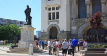 Stire din Social : Sute de agenți de turism și jurnaliști,  aduși la mare pentru promovarea litoralului