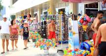 Stire din Social : GALERIE FOTO / Promenada din Mamaia, un bazar renovat cu zeci de milioane de lei