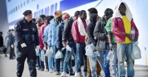 Stire din Actualitate : O altă tabără de circa 2.000  de migranți, evacuată la Paris
