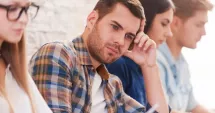 Stire din Social : Studiu Deloitte: opt din 10 tineri români spun că nu își permit o locuință. Mulți trăiesc de la un salariu la altul