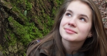 Stire din Actualitate : Tânără de 19 ani, violată și ucisă de un migrant. Tatăl ei lucrează la Comisia Europeană