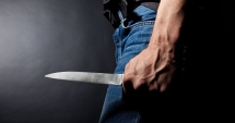 Stire din Eveniment : Tânăr amenințat cu cuțitul pentru un telefon mobil