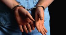 Tânărul  care a încercat  să tâlhărească  o femeie,  arestat preventiv