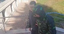 Stire din Eveniment : Tânărul care şi-a înjunghiat mortal prietenul la o petrecere de majorat,  arestat preventiv