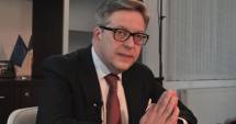 Stire din Politică-Administrație : "Nu putem aplauda când nu este nimic de aplaudat în Republica Moldova"