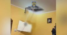 Stire din Eveniment : S-a ascuns într-o gaură din tavan când au intrat mascații în casă. Bărbatul era căutat de autorități
