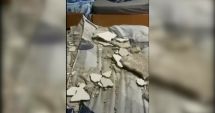 Stire din Social : Elevii Şcolii de Poliţie din Câmpina în pericol după ce o bucată de tavan a căzut pe un pat