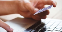 Stire din Social : Plătești taxele online, primești cadou un breloc SPIT