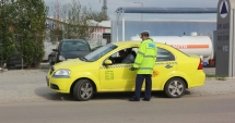 Stire din Eveniment : Taximetrist reținut după ce a bătut  doi polițiști locali
