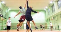 Stire din Sport : Tenis Club Idu găzduiește "Sunday Basketball - Ediția de Crăciun"