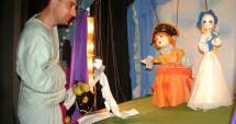 Stire din Cultură-Educație : Peste 28.000 de spectatori  trec pragul Teatrului de păpuși
