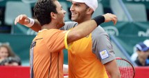 Stire din Sport : Tenis / Tecău și Rojer AU CÂȘTIGAT proba de dublu a turneului de la Valencia