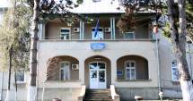Stire din Politică-Administrație : Se primesc dosarele pentru alimentele de la UE, la Primăria Techirghiol
