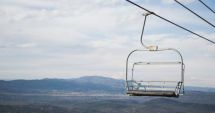 Stire din Actualitate : Un copil a căzut din telescaun, în Poiana Brașov