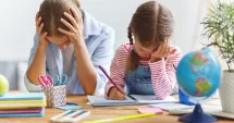 Stire din Actualitate : Aplicațiile care rezolvă temele elevilor pot deveni o capcană. Specialiștii avertizează asupra riscurilor ascunse