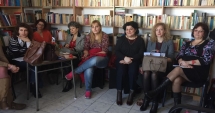 Stire din Cultură-Educație : "Tendințe moderne în bibliotecile școlare", dezbatere la Școala nr. 30