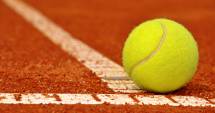 Stire din Sport : Tenis: Patru jucătoare românce iau startul turneului de la Shenzhen