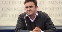 Stire din Sport : George Cosac: "Antrenorii de tenis consideră că nu mai au nimic de învăţat"