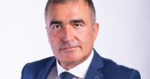 Stire din Politică-Administrație : Florin Gheorghe, revocat din funcţie. Liberalul Stere Hira, noul director al RAEDPP
