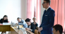 Stire din Cultură-Educație : Terorismul, refugiații și siguranța pe internet, dezbătute de studenți și elevi