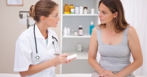 Stire din Sănătate : Testul Papanicolau, o enigmă pentru paciente, dar și pentru medicii de familie. De ce nu merg femeile la specialist
