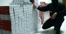 Stire din Eveniment : Afacere cu țigări de contrabandă, stricată de polițiști