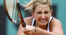 Stire din Sport : Timea Bacsinszky: O felicit pe Simona, a fost prea bună pentru mine astăzi
