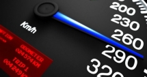Stire din Eveniment : RECORD DE VITEZĂ PE AUTOSTRADĂ. Tânăr prins cu 244 km pe oră