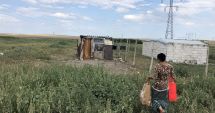 Stire din Social : Tinerele mame din comunitatea de romi-turci din Castelu, școlite în igienă
