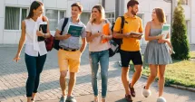 Stire din Actualitate : Tot mai mulți tineri din Generația Z depind financiar de părinți după 18 ani