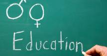 Stire din Sănătate : Băieții își încep viața sexuală la 14 ani, fetele la 16, și au cel puțin 4 parteneri pe an